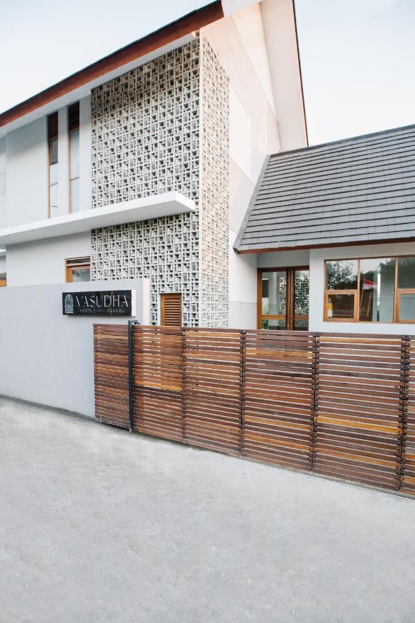 Vasudha Hostel Canggu Екстер'єр фото