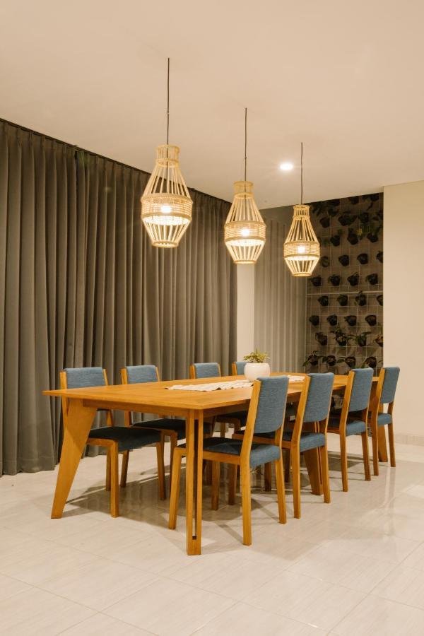 Vasudha Hostel Canggu Екстер'єр фото