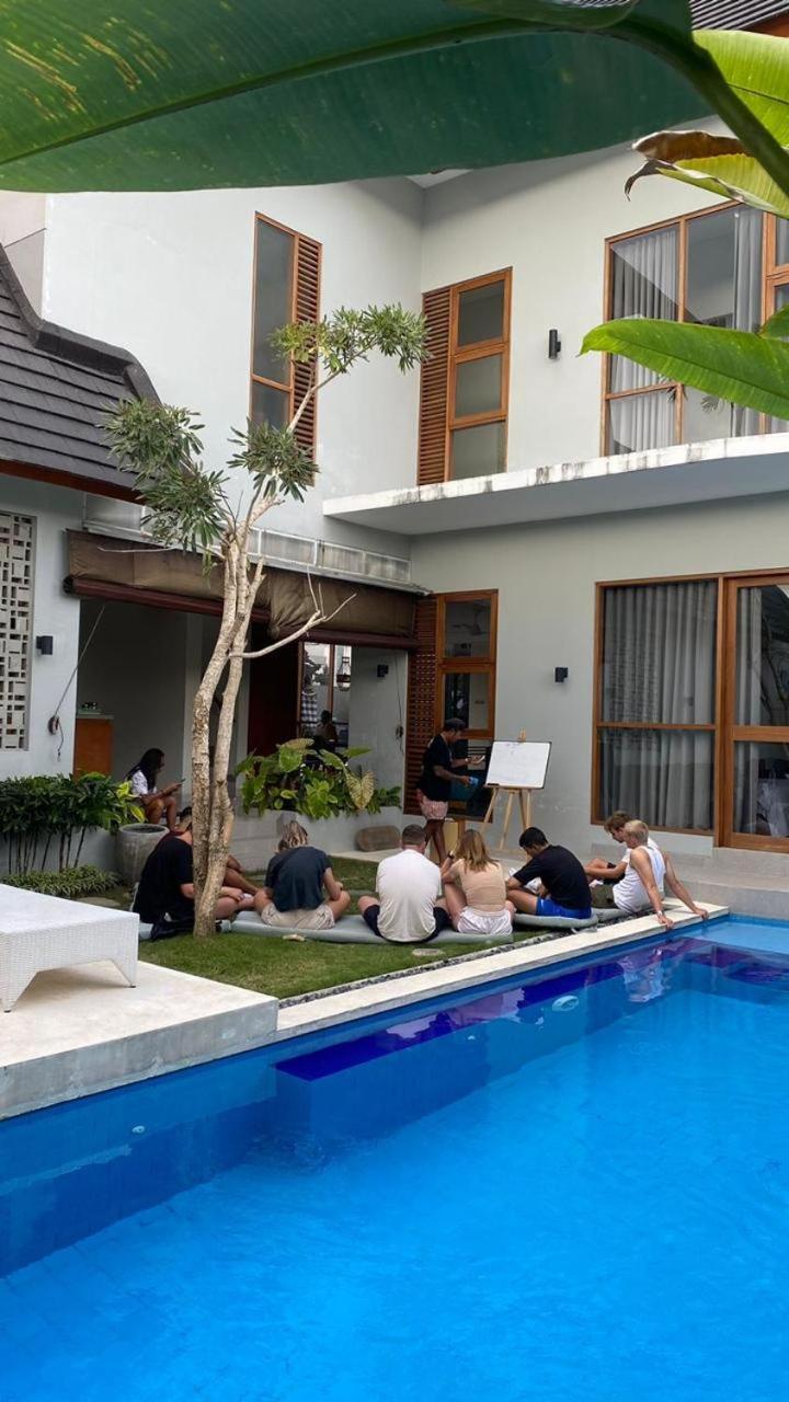 Vasudha Hostel Canggu Екстер'єр фото